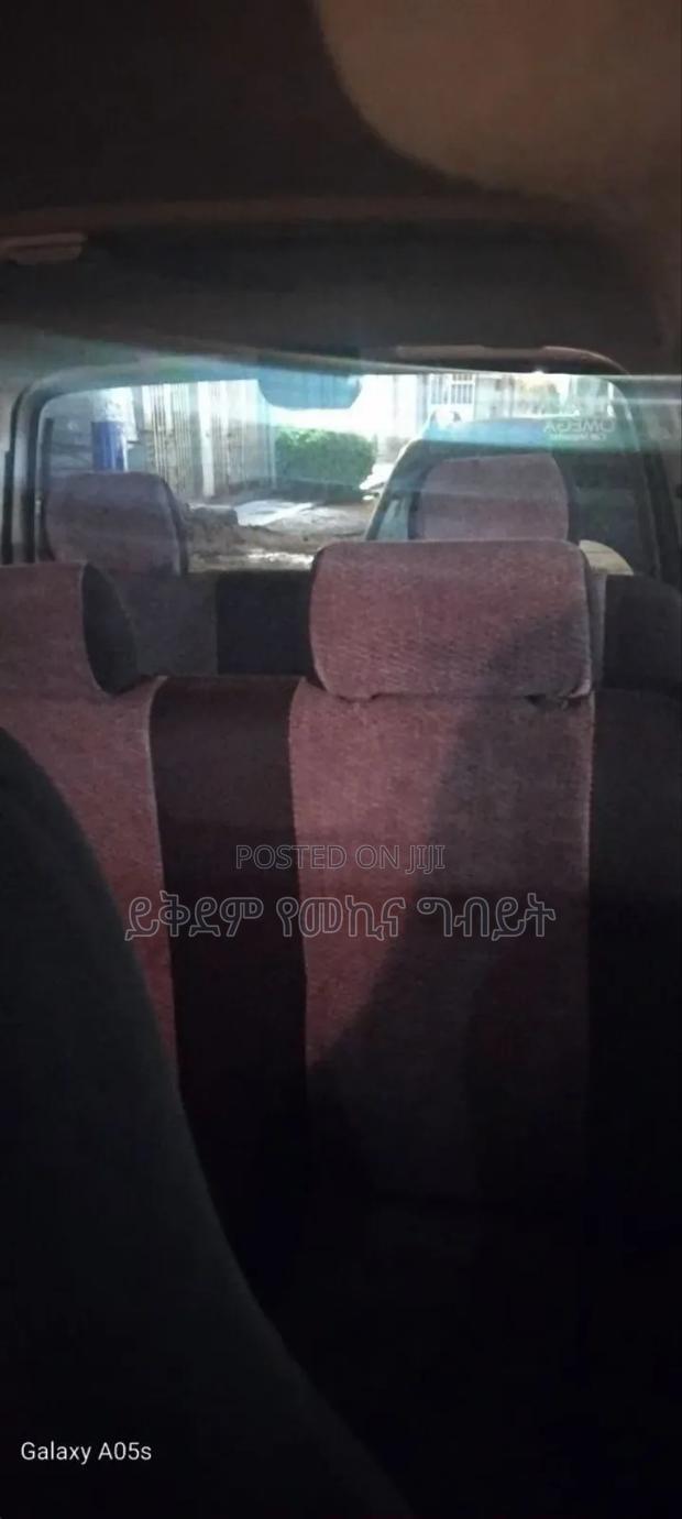 Suzuki Every Wagon 2012 Burgundy