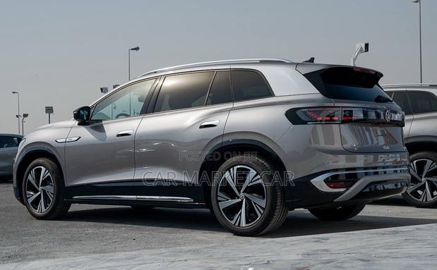 New Volkswagen ID.6 2023 Gray