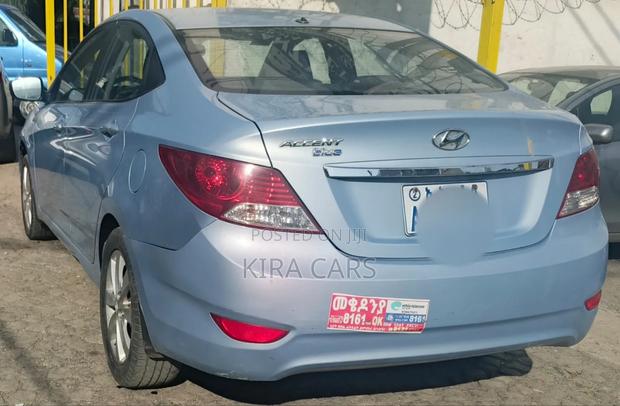 Hyundai Accent 2015 Blue