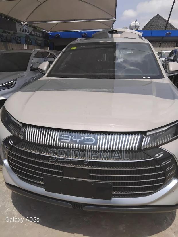 New BYD Frigate 07 DM-i 2025 Silver
