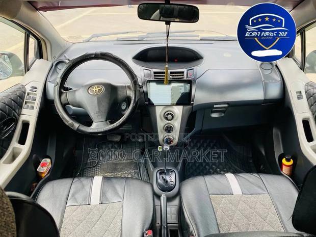 Toyota Yaris 2005 Blue