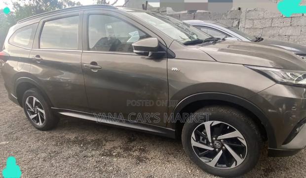 Toyota Rush 2023 Brown