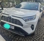 Toyota RAV4 2019 White for sale