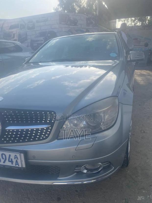 Mercedes-Benz C-Class 2009 Silver