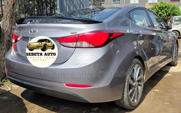 Hyundai Avante 2015 Silver