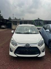 Toyota Yaris 2022 White for sale