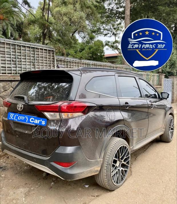 Toyota Rush 2021 Brown