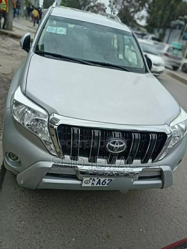 Toyota Land Cruiser Prado 2015 Silver