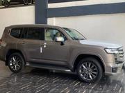 New Toyota Land Cruiser 2024 Gold for sale