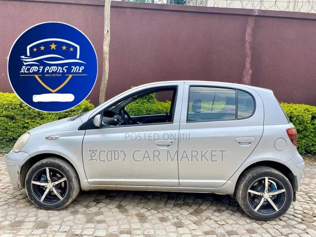 Toyota Vitz 2004