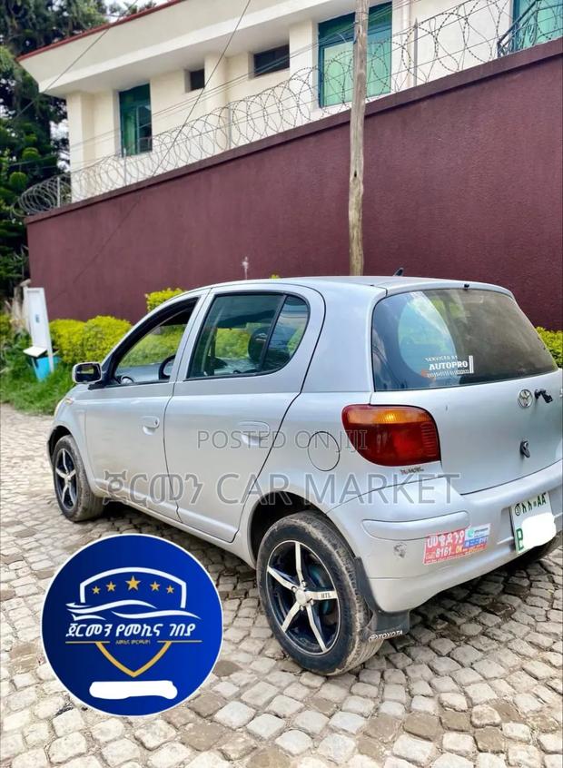 Toyota Vitz 2004