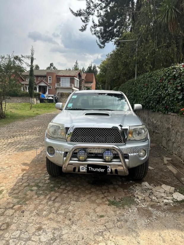 Toyota Tacoma 2008 Silver