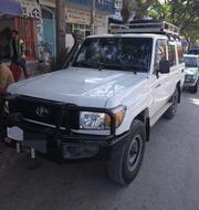 Toyota Land Cruiser 2018 White for sale
