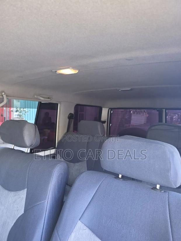 Toyota Land Cruiser 2018 White
