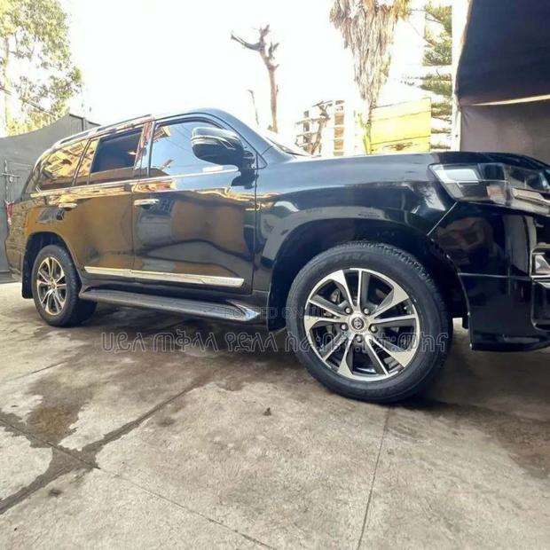 Toyota Land Cruiser 2020 Beige
