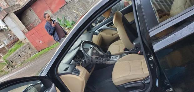 Hyundai Elantra 2013 Black