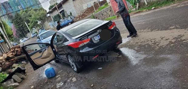 Hyundai Elantra 2013 Black