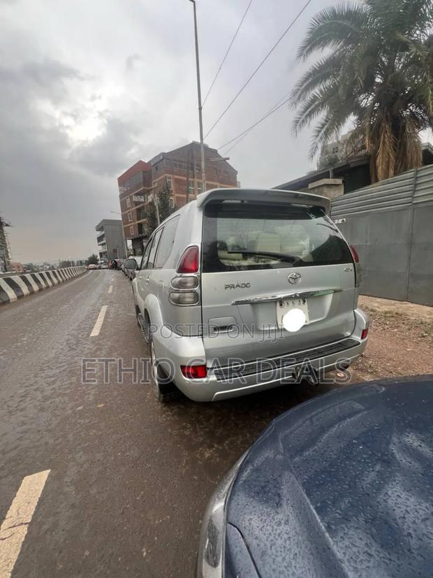 Toyota Land Cruiser 2007 Silver