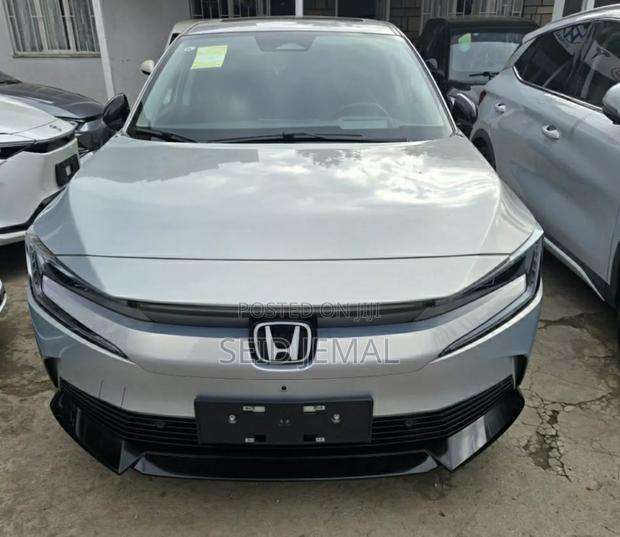 New Honda e:NS1 2025 Silver
