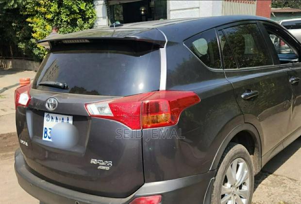 Toyota RAV4 2014 Gray