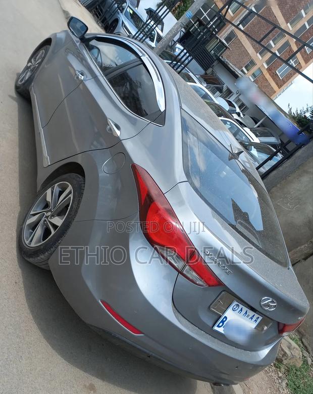 Hyundai Avante 2014