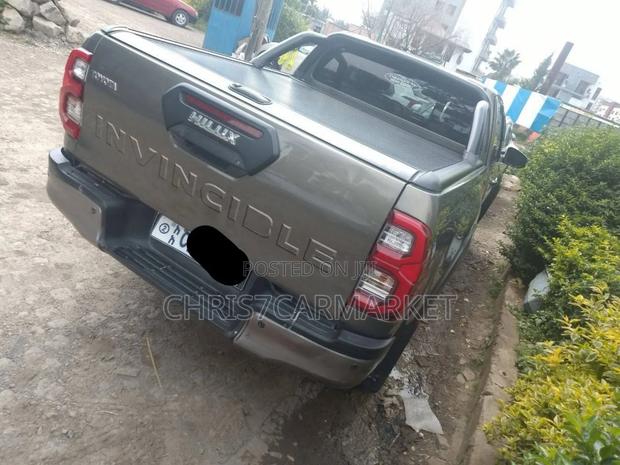 Toyota Hilux Revo Smart Cab Deisel 2.4 AWD 2022 Gray