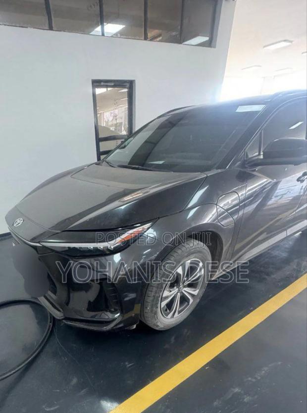 Toyota bZ4X 2024 Black