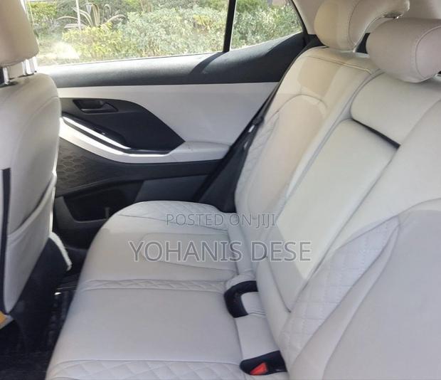 Hyundai Creta 2023 Silver