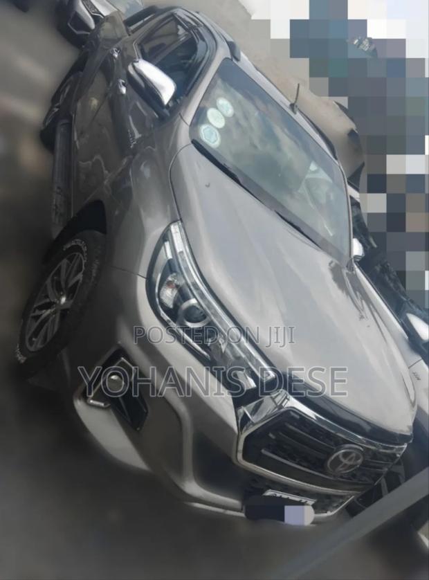 Toyota RAV4 2020 Silver
