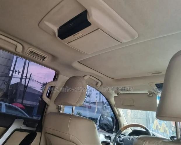 Toyota Land Cruiser Prado 2019 Beige