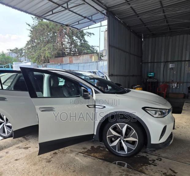 Volkswagen ID.4 2022 White