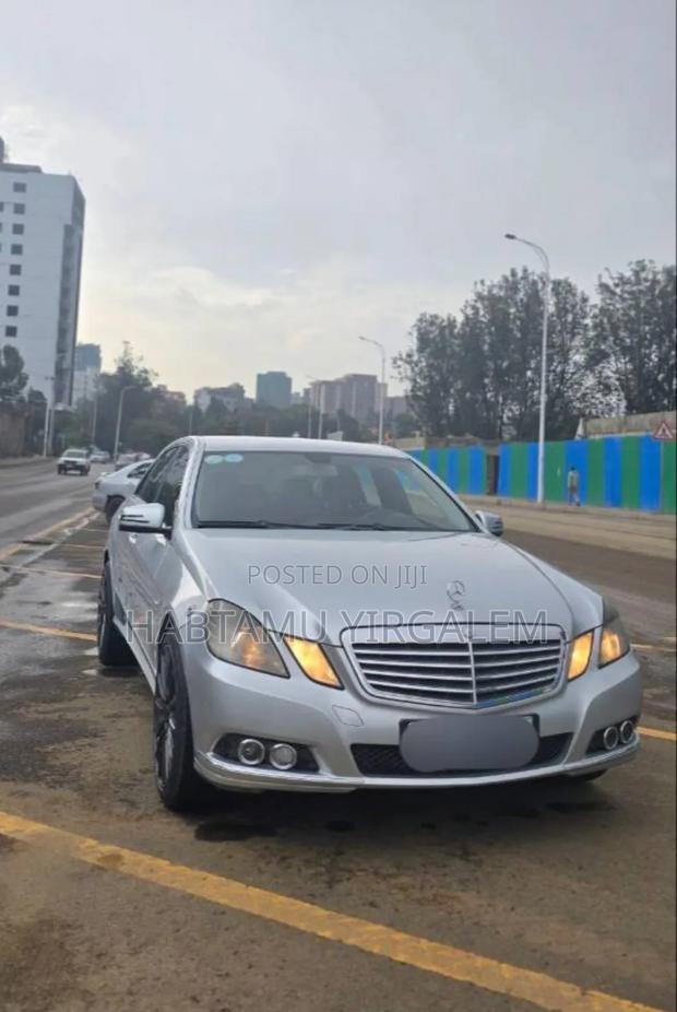 Mercedes-Benz E250 2012 Silver