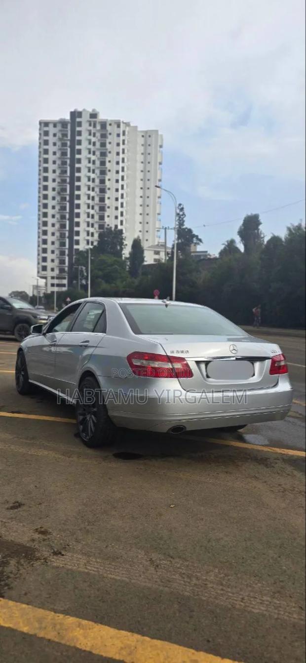 Mercedes-Benz E250 2012 Silver