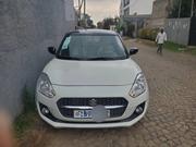 Suzuki Swift 2022 White for sale
