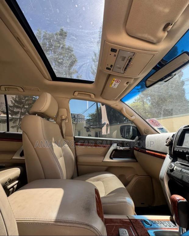 Toyota Land Cruiser 2014 Silver