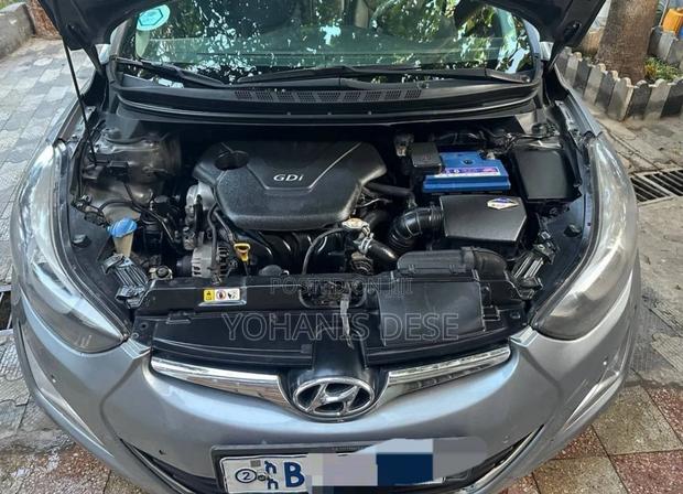 Hyundai Avante 2013 Silver