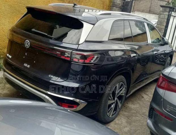 New Volkswagen ID.6 2024 Black