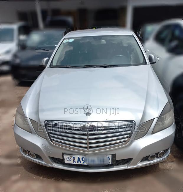 Mercedes-Benz E250 2012 Silver