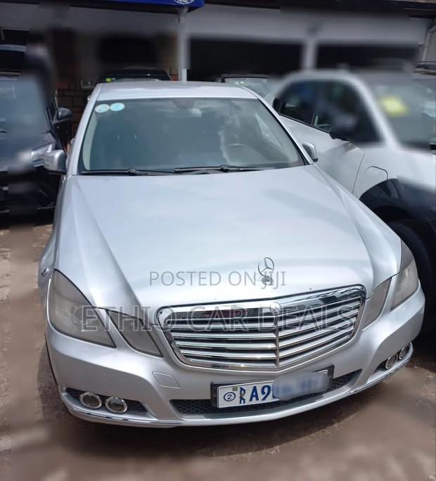 Mercedes-Benz E250 2012 Silver