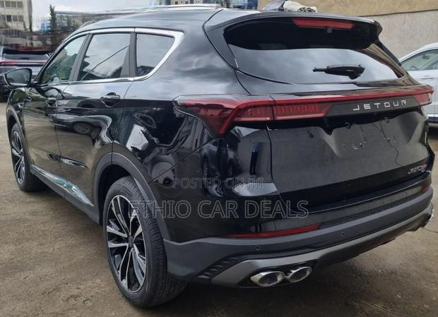 Jetour X70 Plus 2022 Black