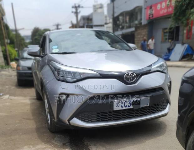 Toyota C-HR 2021 Silver