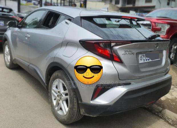 Toyota C-HR 2021 Silver