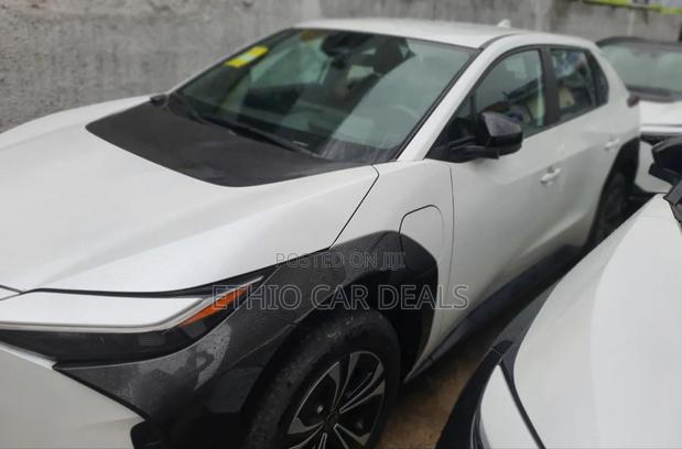 New Toyota bZ4X 2023 White