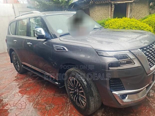 Nissan Patrol 2024 Black
