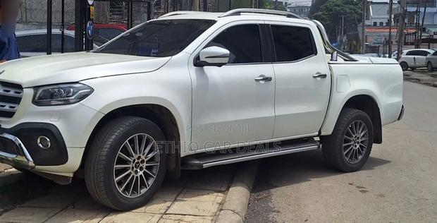 Mercedes-Benz X Class 2020 White