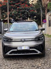 Volkswagen ID.6 2023 Gold for sale