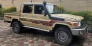 Toyota Land Cruiser 2017 Gold for sale
