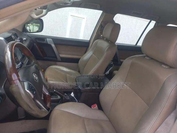 Toyota Land Cruiser Prado 2011 White
