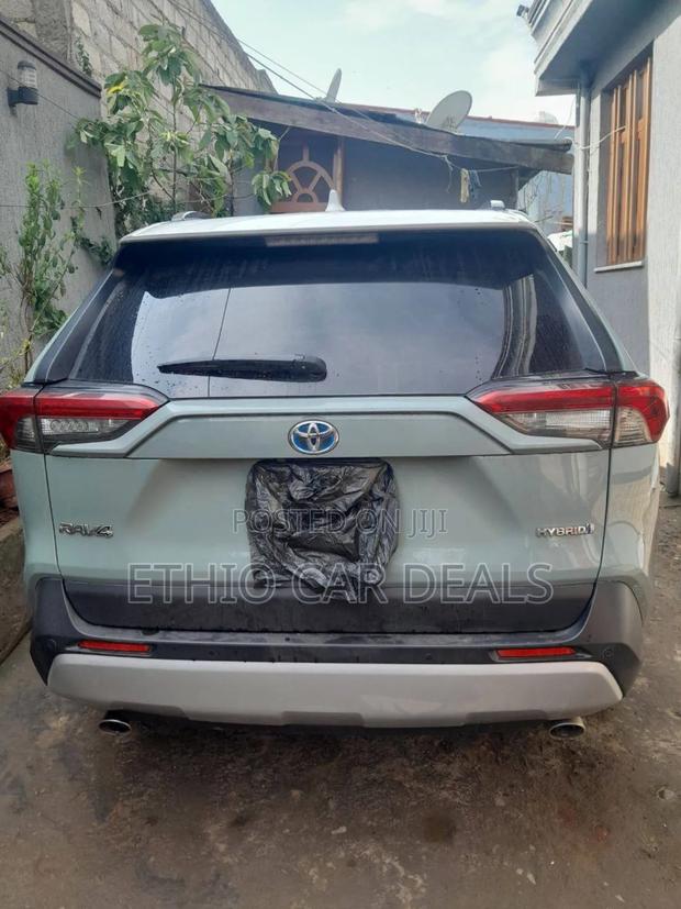 Toyota RAV4 2023