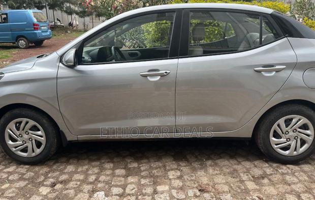 Hyundai I10 2022 Silver